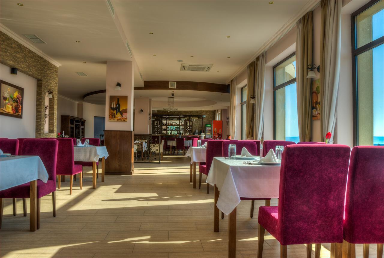 Hotel Chateau Des Bergers Targovishte (Targovishte) Bagian luar foto