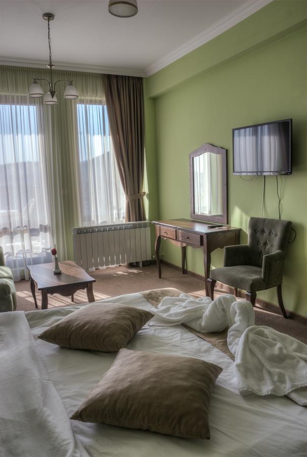 Hotel Chateau Des Bergers Targovishte (Targovishte) Bagian luar foto
