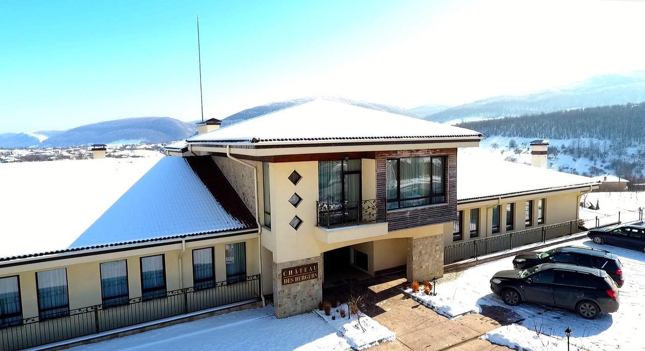 Hotel Chateau Des Bergers Targovishte (Targovishte) Bagian luar foto