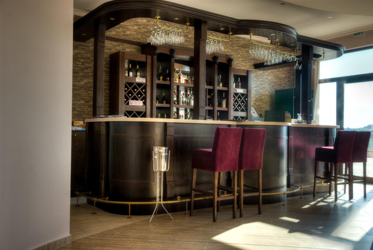 Hotel Chateau Des Bergers Targovishte (Targovishte) Bagian luar foto