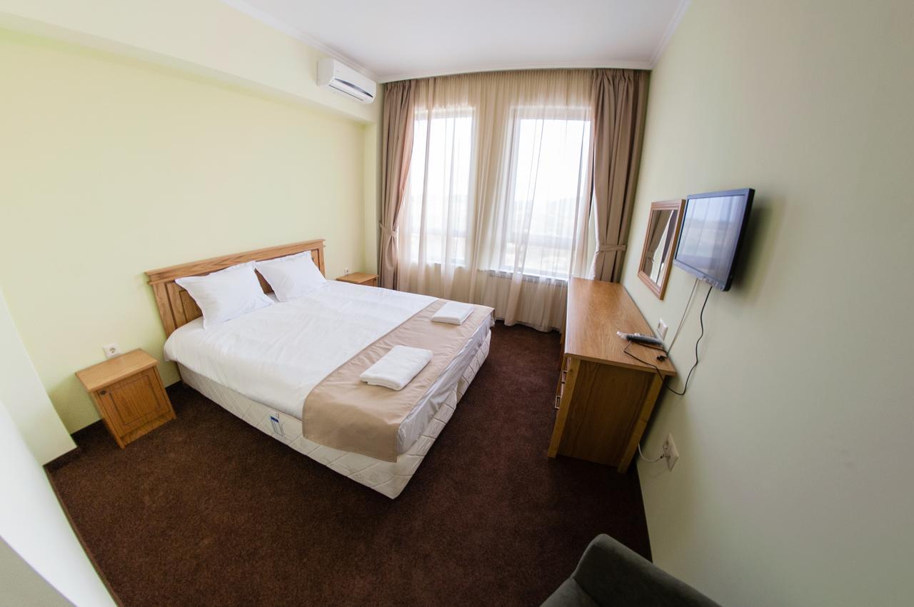 Hotel Chateau Des Bergers Targovishte (Targovishte) Bagian luar foto