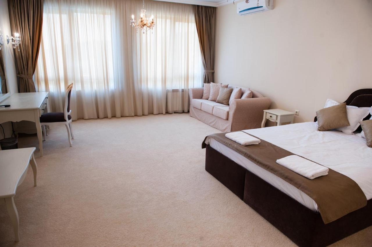 Hotel Chateau Des Bergers Targovishte (Targovishte) Bagian luar foto